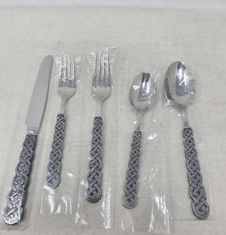 Hampton Forge Scotts Mirror 5 Piece Place Setting AP1