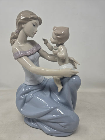 Lladro One For You One For Me Mother Figurine GC1