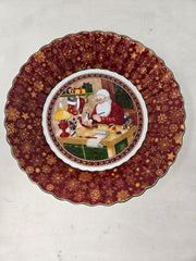 Villeroy & Boch Toy's Fantasy Large Red Bowl (Workshop) B9