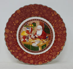 Villeroy & Boch Toy Fantasy Large Santa Workshop Bowl B1
